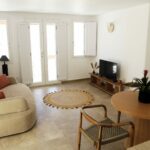 AURA SUITE LIVING 2