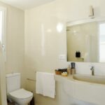 GALI ROOM BATHROOM 1