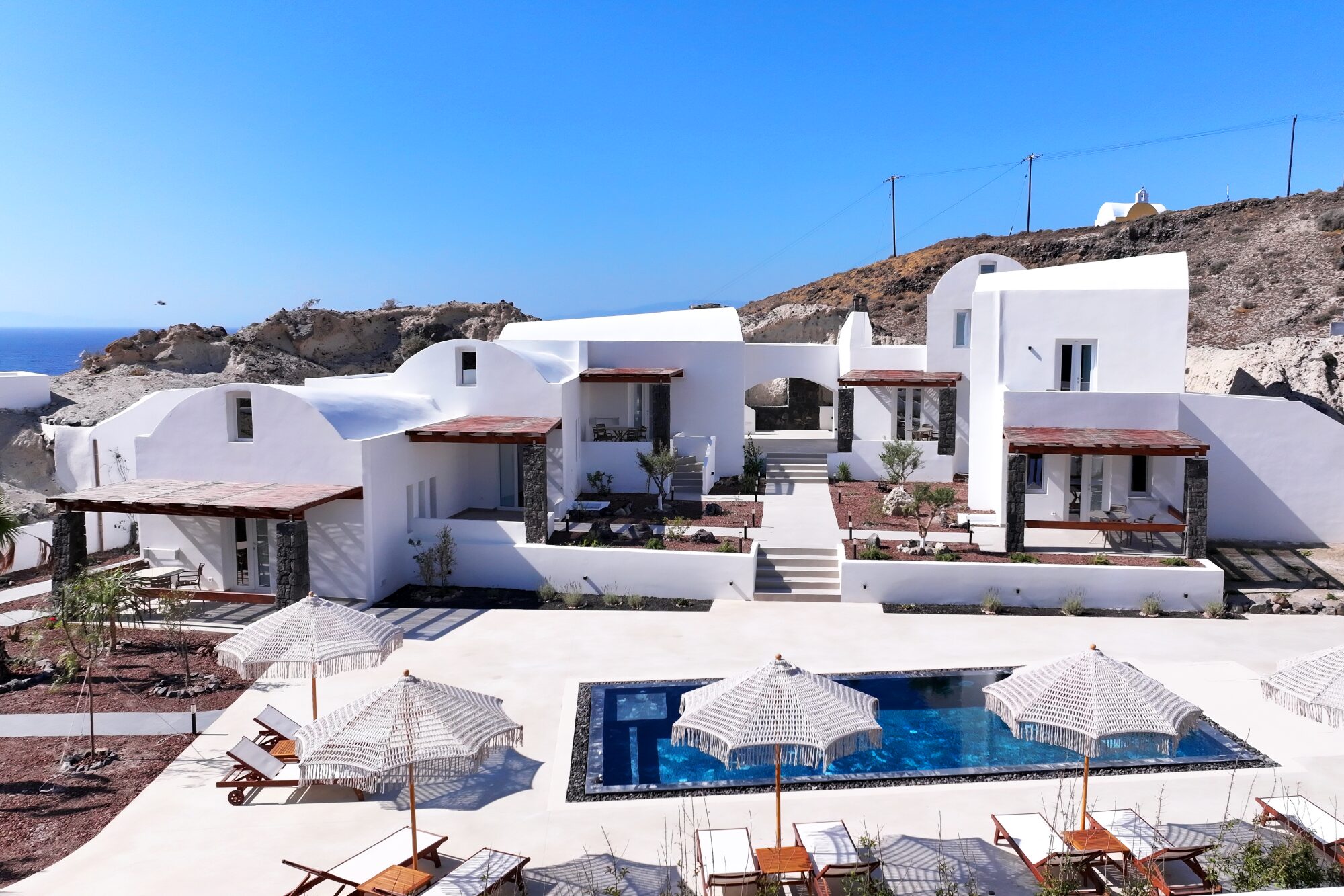 THERRA SUITES